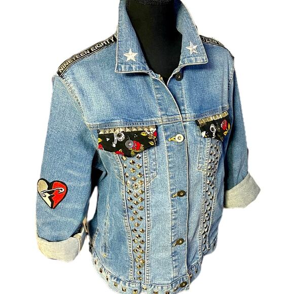 Women Reworked denim Jacket custom only 1 silver studs old school tattoo design - Picture 1 of 8